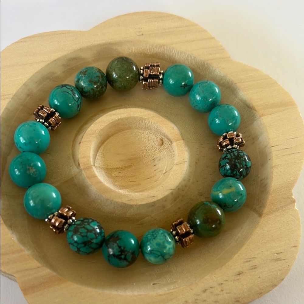 Turquoise Howlite Beads Stretch Bracelet